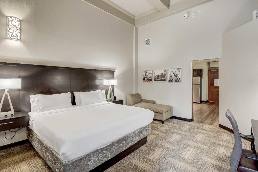 Staybridge Suites Baltimore - Inner Harbor by IHG Image 131